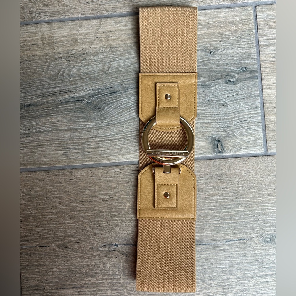 Vince Camuto Gold/Tan Buckle Elastic Waist Belt